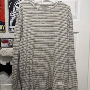Quiksilver Men's Gray and Cream Striped Long Sleeve Tee